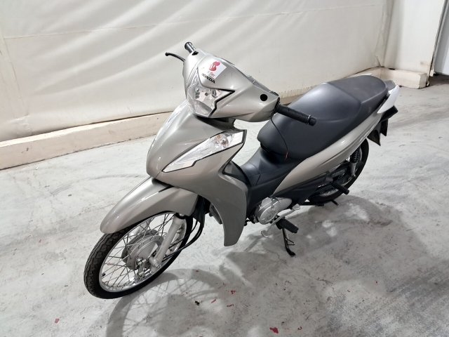 HONDA BIZ 110I Frente Motorista