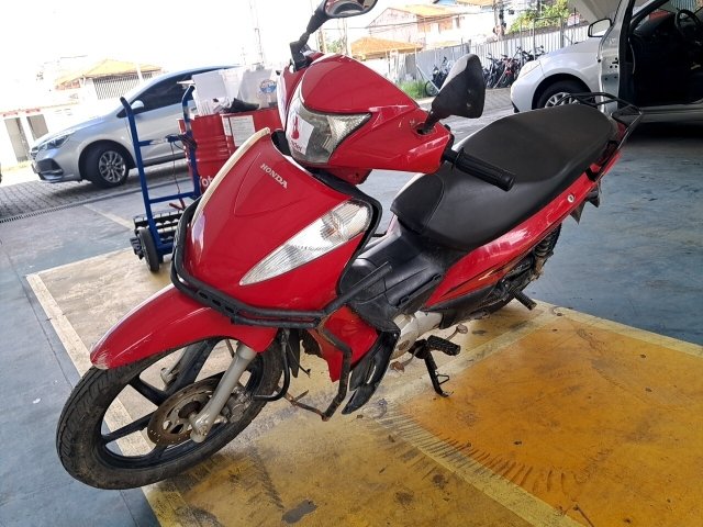 Veículo HONDA Biz Honda Biz 125 EX 2015/2015 2015 em leilão