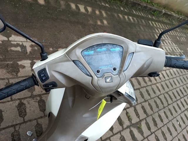 Vehicle_photo_6