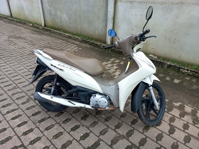 Vehicle_photo_9