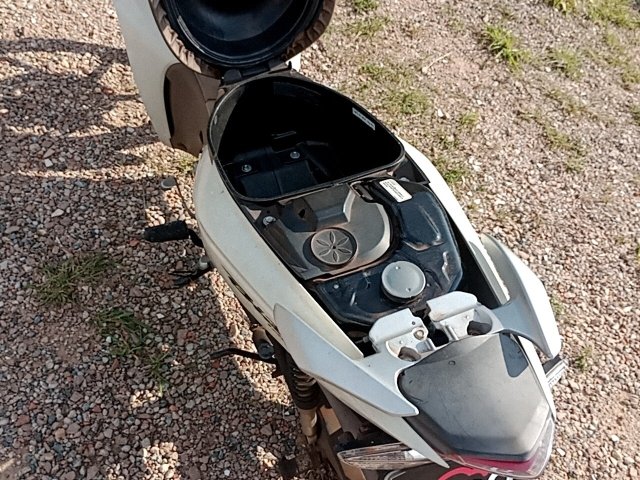 Vehicle_photo_11
