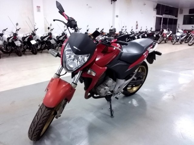 HONDA CB 300R Frente Motorista