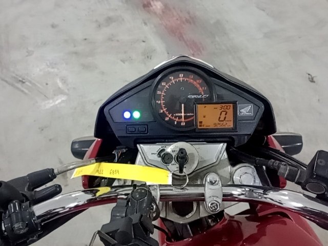 Vehicle_photo_7