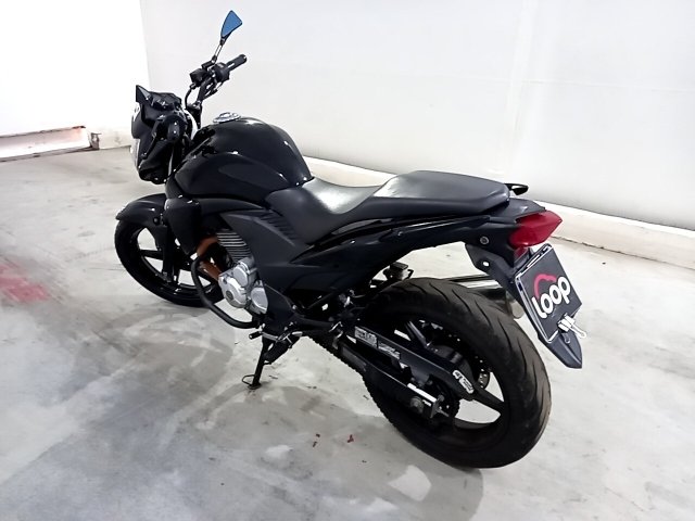 Vehicle_photo_3