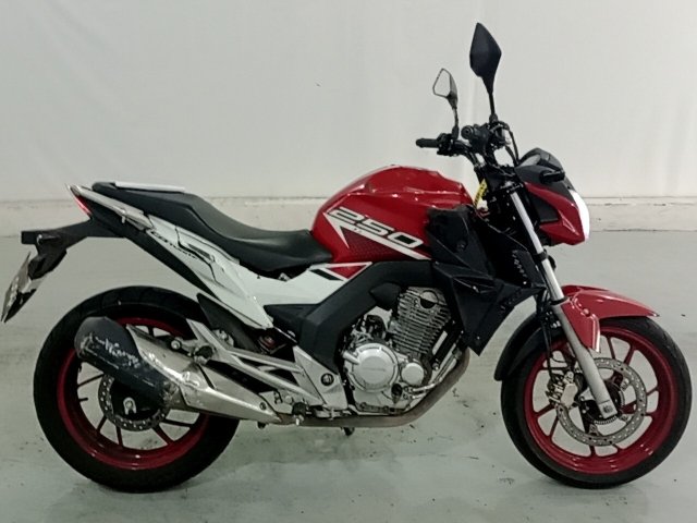 Vehicle_photo_9