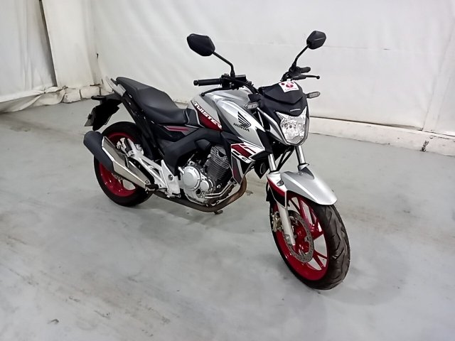 Vehicle_photo_2