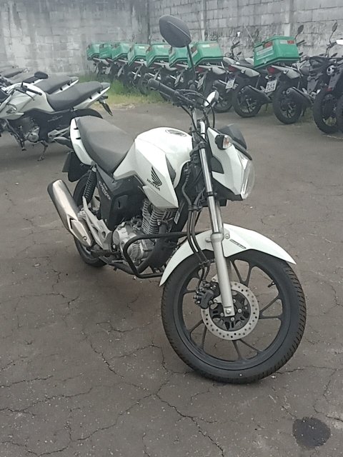 Honda CG 160 Cargo 2019/2020 com lataria e pintura com riscos e amassados