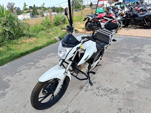 Honda CG 160 Cargo 2019 Conservada com Amassados