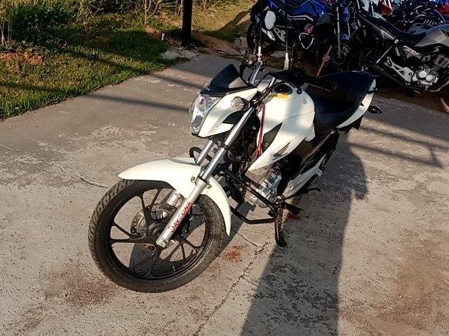 Honda CG 160 Cargo 2019 Conservada com Riscos e Amassados