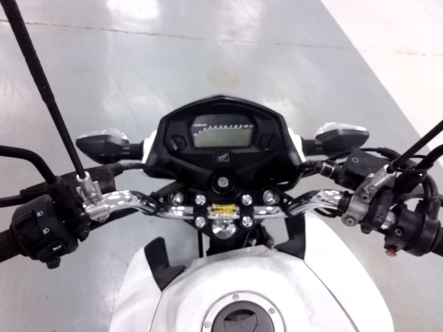 Vehicle_photo_6