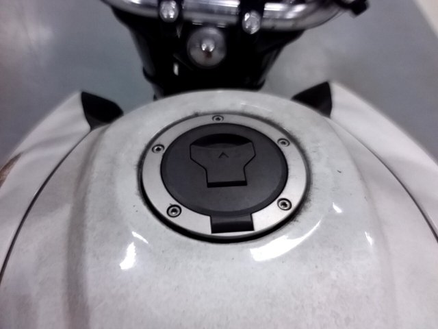 Vehicle_photo_6