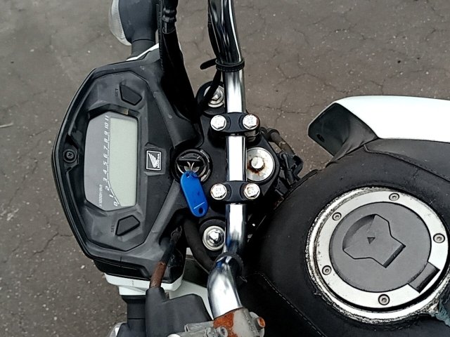 Vehicle_photo_6
