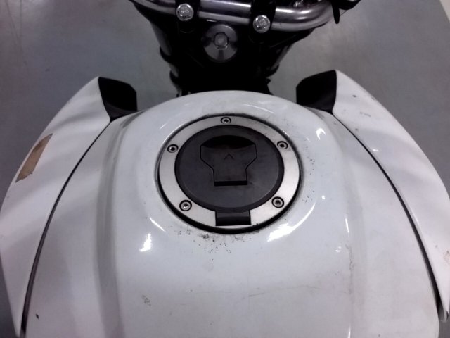 Vehicle_photo_7