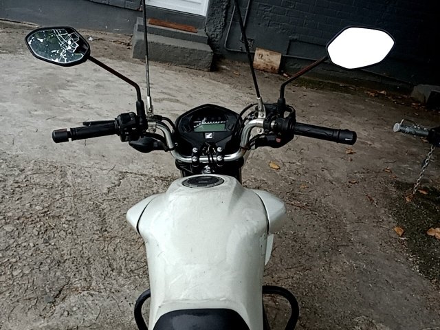 Vehicle_photo_7