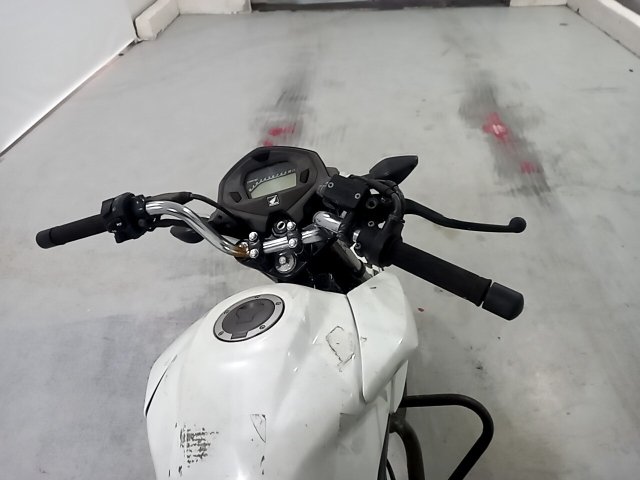 Vehicle_photo_7