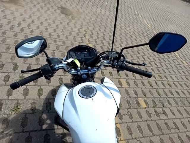 Vehicle_photo_7