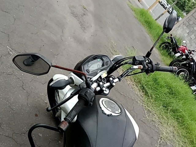 Vehicle_photo_7