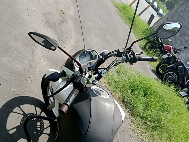 Vehicle_photo_7