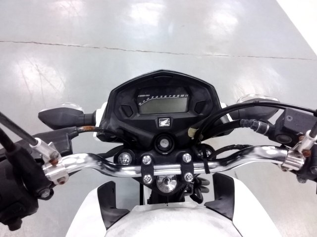 Vehicle_photo_7