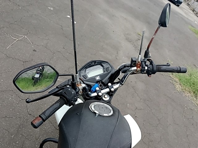 Vehicle_photo_7