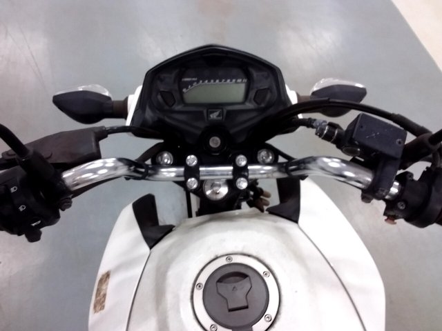 Vehicle_photo_7
