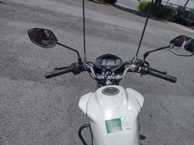 Vehicle_photo_7