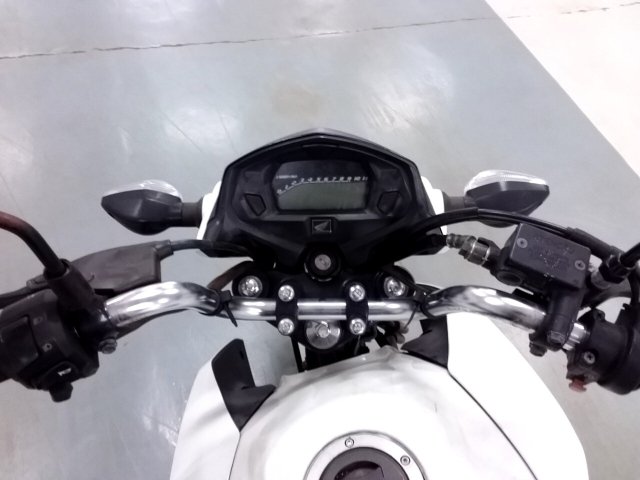 Vehicle_photo_7