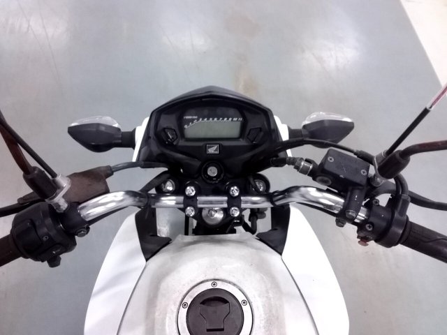 Vehicle_photo_7