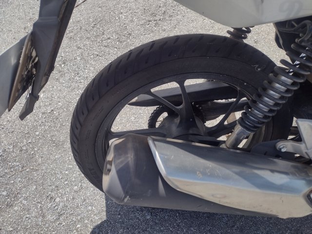 Vehicle_photo_16