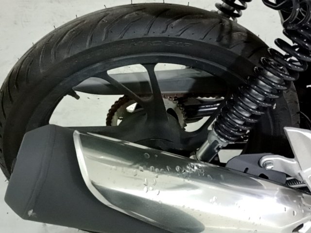 Vehicle_photo_16
