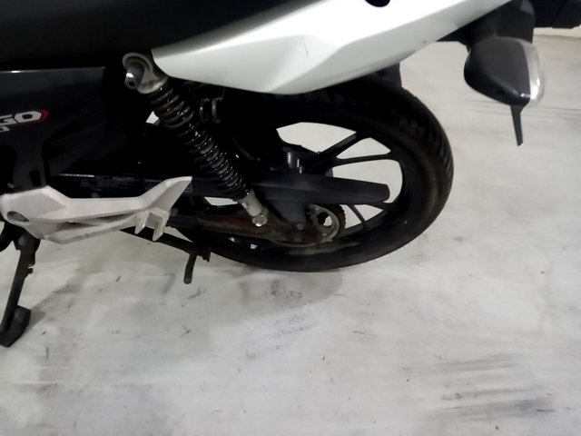 Vehicle_photo_15