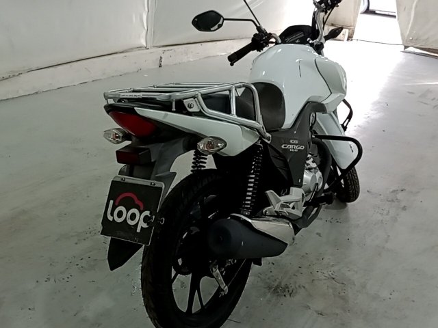 Vehicle_photo_4