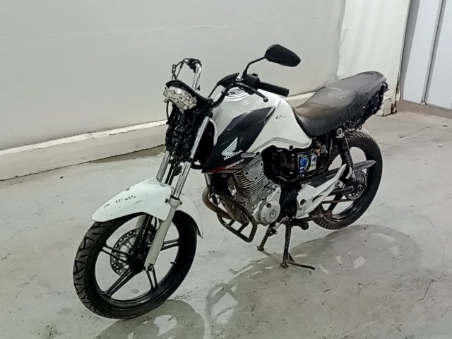 Honda CG 160 Fan 2017/2018 com avarias, não funciona