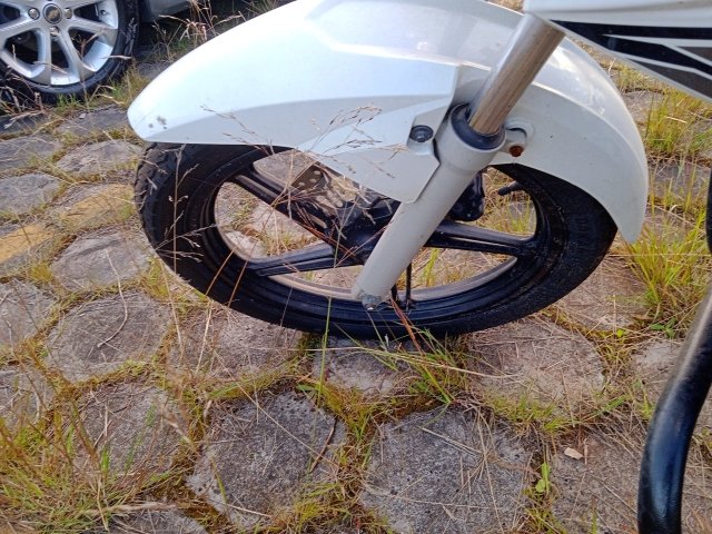 Vehicle_photo_14