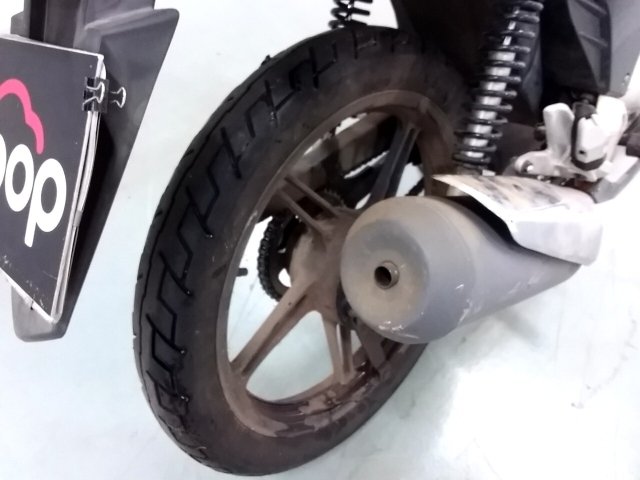 Vehicle_photo_16