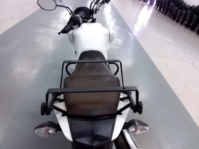 Vehicle_photo_12
