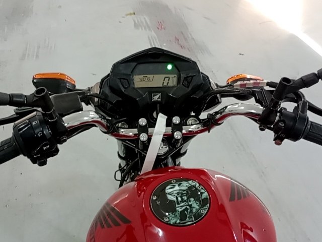 Vehicle_photo_7