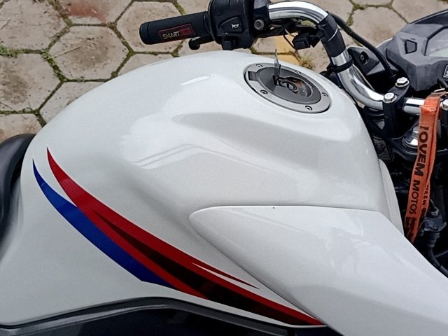Vehicle_photo_6