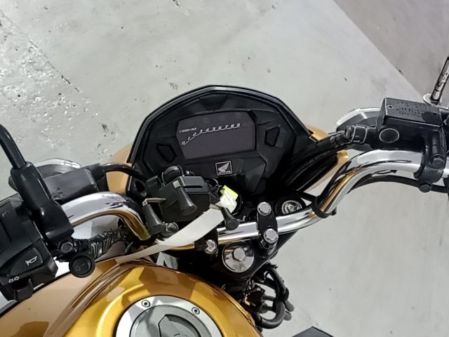 Vehicle_photo_6