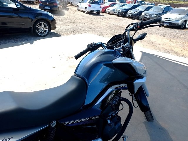 Vehicle_photo_9