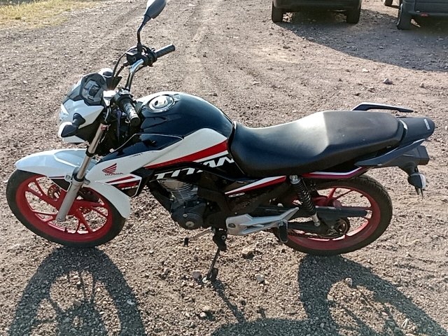 Vehicle_photo_9