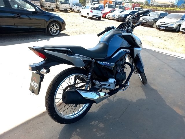 Vehicle_photo_4