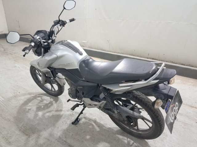 Vehicle_photo_9