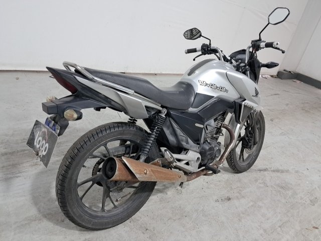 Vehicle_photo_4