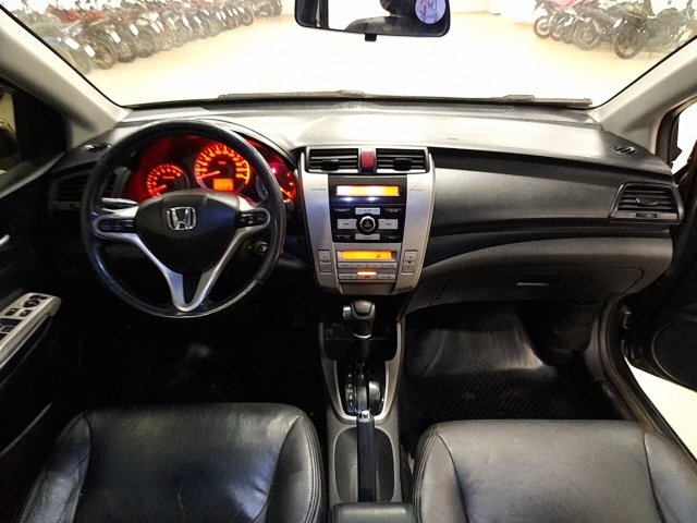 Vehicle_photo_5