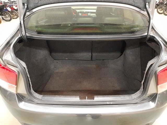 Vehicle_photo_12