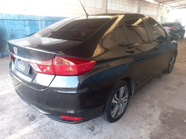 Vehicle_photo_4