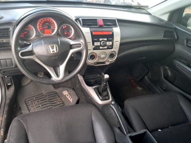 Vehicle_photo_7