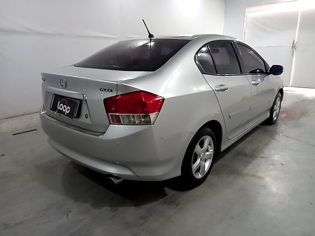Vehicle_photo_4