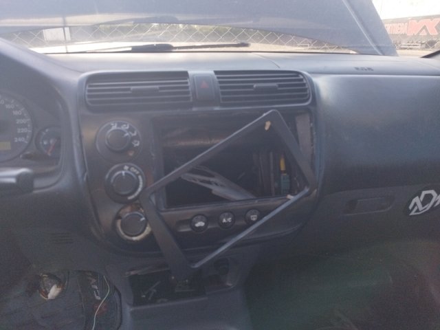 Vehicle_photo_6